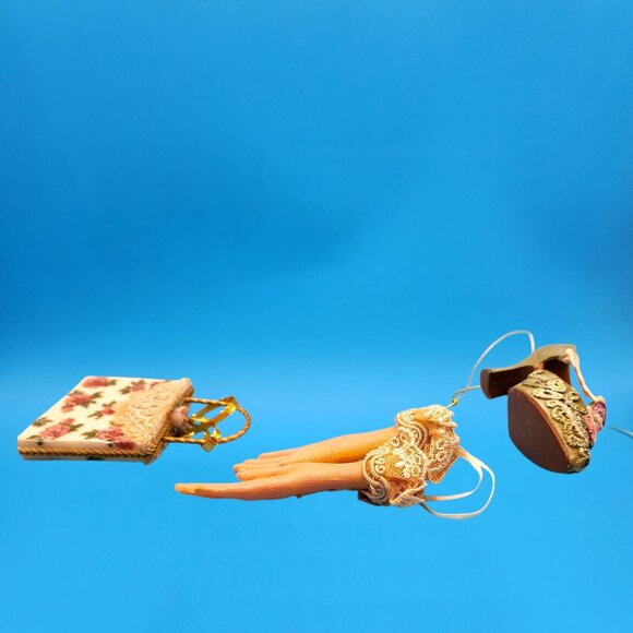 Victorian Style Lace Shoe Glove & Purse Ornament Set With Floral Accents & Rose - Picture 6 of 7